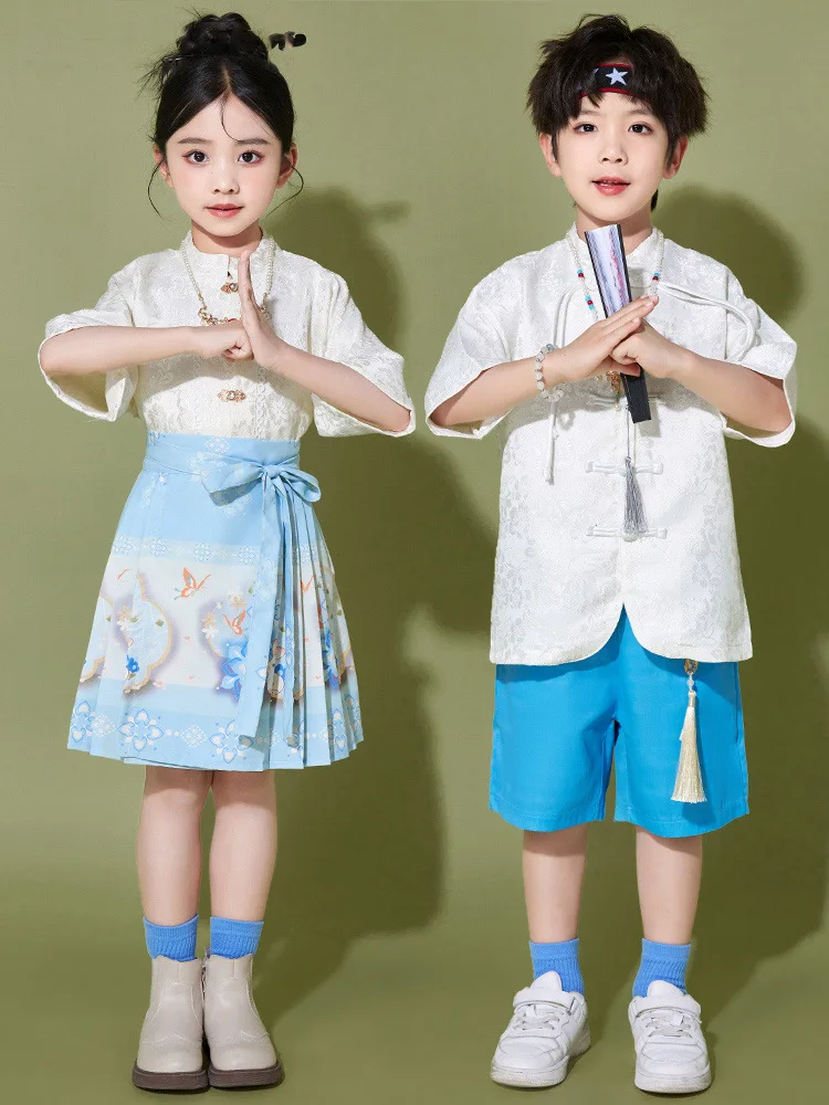 Kids Summer Hanfu Costume Girl White Top Blue Skirts Boy White Top Blue Shorts Chinese Traditional Printed Pattern Clothing
Kids Summer Hanfu Costume Girl White Top Blue Skirts Boy White Top Blue Shorts Chinese Traditional Printed Pattern Clothing