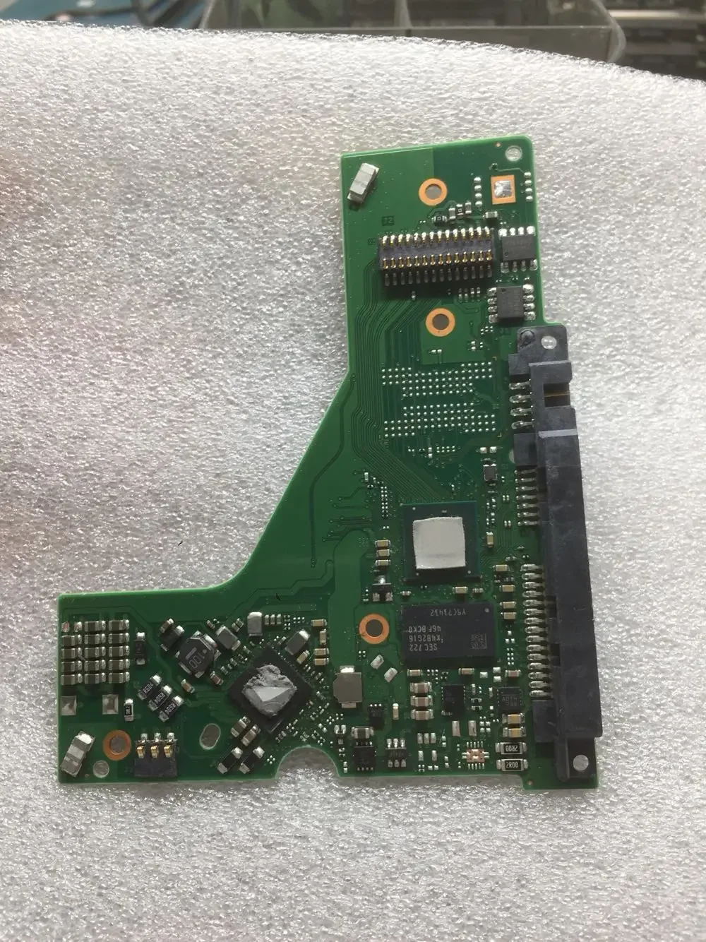 For ST Desktop Hard Disk Circuit Board, New 3.5 Inch Hard Disk PCB Circuit Board 100803545 RVE C
For ST Desktop Hard Disk Circuit Board, New 3.5 Inch Hard Disk PCB Circuit Board 100803545 RVE C