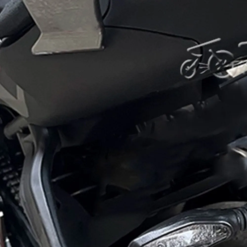 FOR CFMOTO 450SR SR S SS 450NK 450 NK 250SR 2022-2025 Motorcycle License Plate Holder Fender Eliminator Registration Bracket
FOR CFMOTO 450SR SR S SS 450NK 450 NK 250SR 2022-2025 Motorcycle License Plate Holder Fender Eliminator Registration Bracket