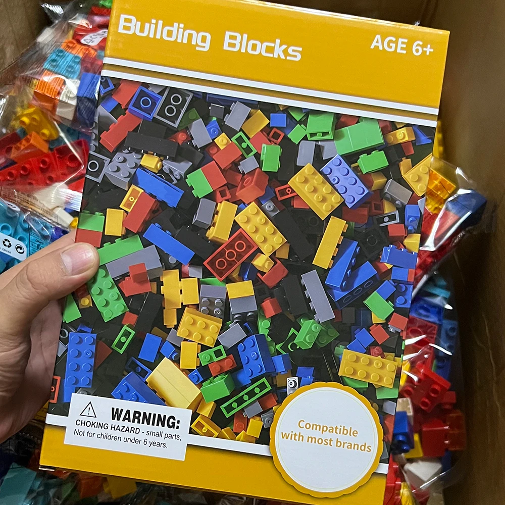 ABS Plastic Random Color Large Particle Building Blocks Children's DIY Assembly Toy Model Gift Box Building Blocks 200 Set
ABS Plastic Random Color Large Particle Building Blocks Children's DIY Assembly Toy Model Gift Box Building Blocks 200 Set