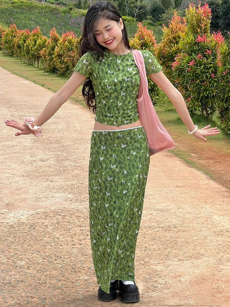 Summer Sweet Green Printing 2-Piece Set Milk Silk Suit Women's 2024 New Short Slim Fit Top+Long Hip Skirt Fashion Street Outfits
Summer Sweet Green Printing 2-Piece Set Milk Silk Suit Women's 2024 New Short Slim Fit Top+Long Hip Skirt Fashion Street Outfits