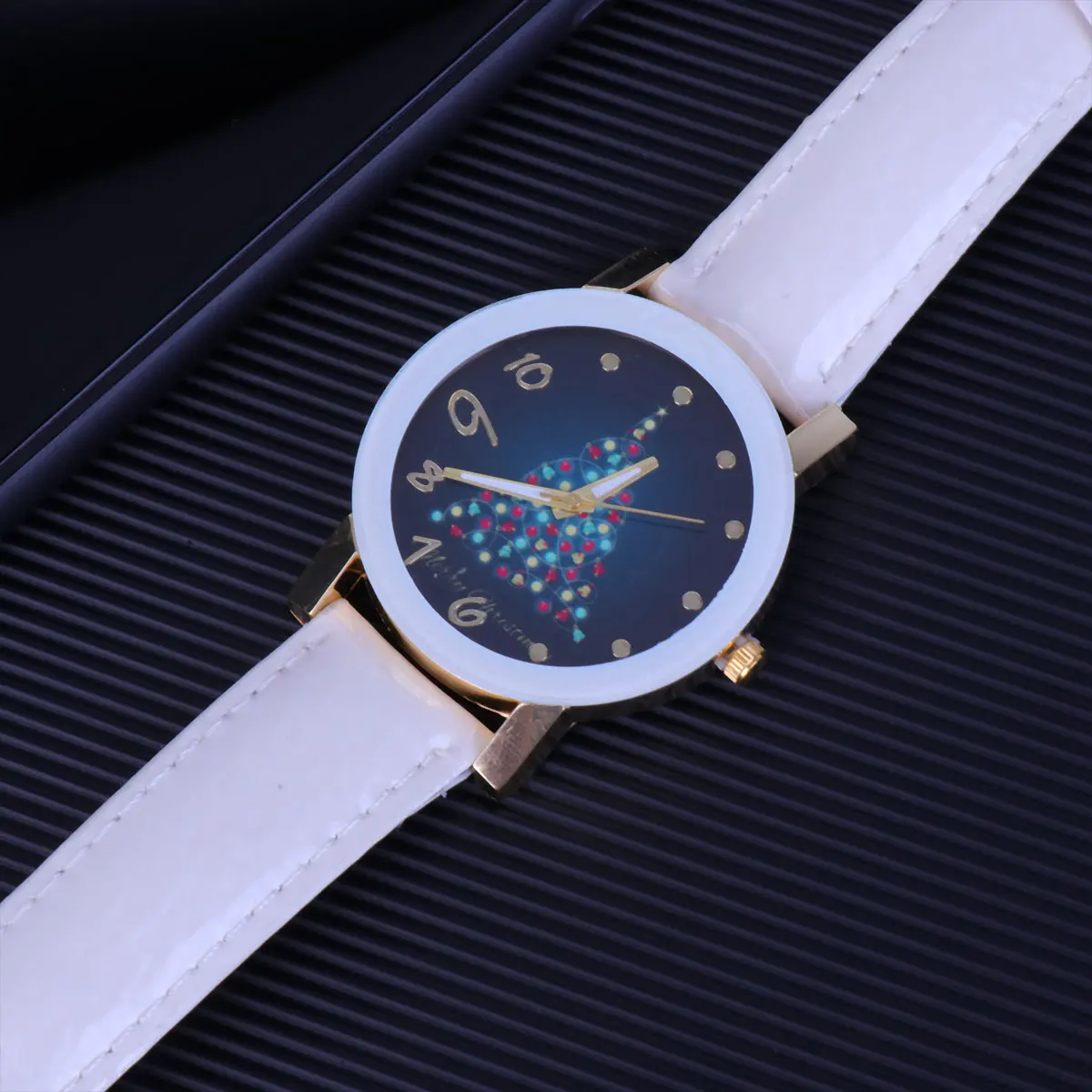 Ladies Watch White Simplicity Quartz Christmas Wristwatch Women Fashion Elegant Design Durable Adjustable Strap PU Material Long
Ladies Watch White Simplicity Quartz Christmas Wristwatch Women Fashion Elegant Design Durable Adjustable Strap PU Material Long