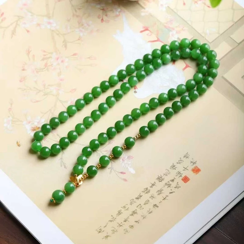 Natural Hotan Russian Material Old Women's Jade Necklace Neck Jewelry
Natural Hotan Russian Material Old Women's Jade Necklace Neck Jewelry