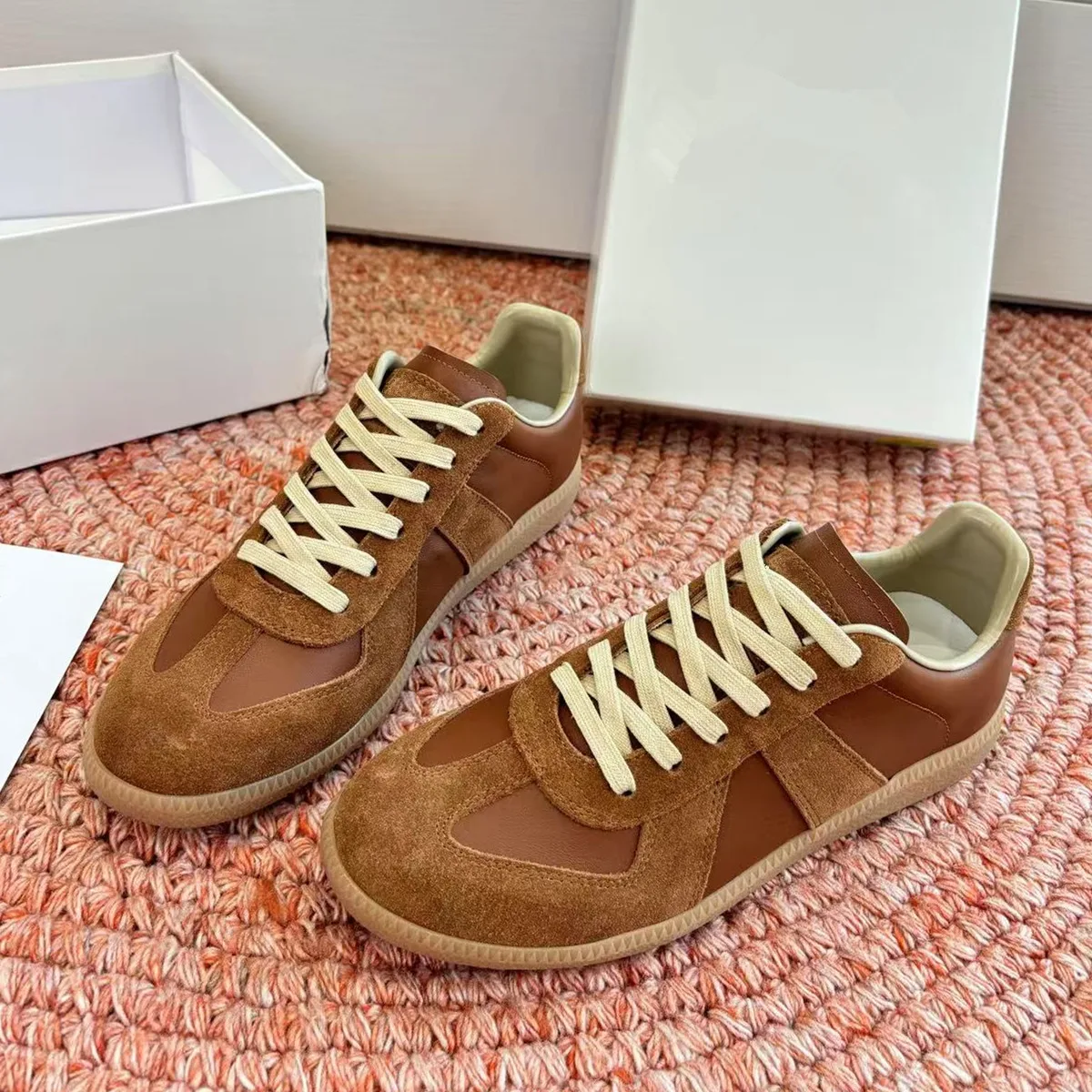 Genuine leather retro German training shoes women 2026 new versatile flat casual board shoes Forrest Gump shoes
Genuine leather retro German training shoes women 2026 new versatile flat casual board shoes Forrest Gump shoes