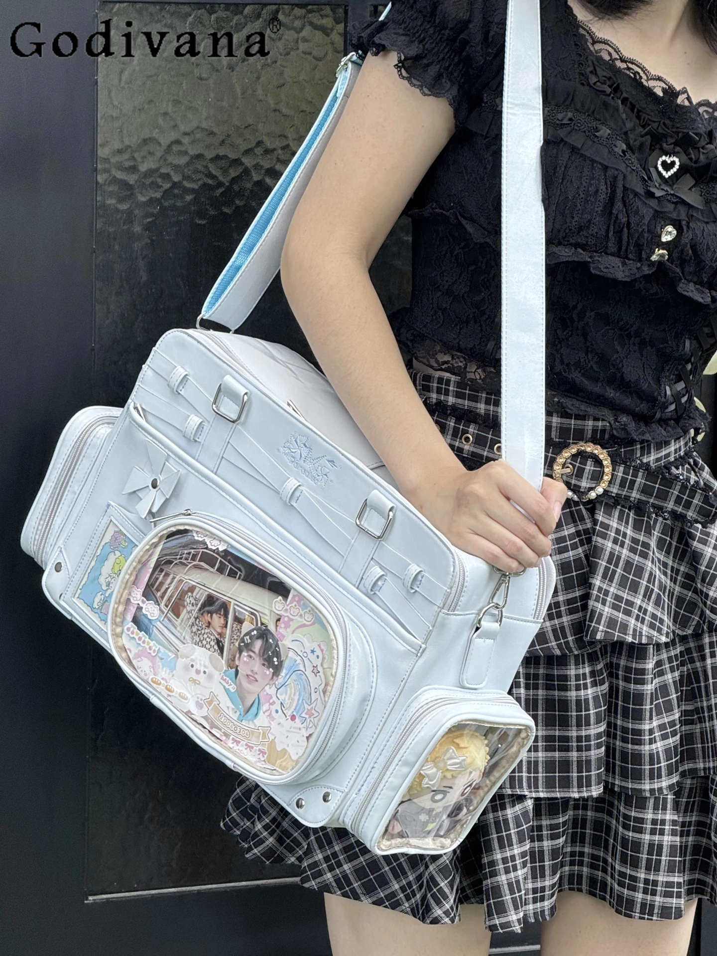 2D Academy Стиль Японская оригинальная Лолита Sweet Cool Girl Pain Bag Большая вместительная повседневная универсальная сумка через плечо для ежедневных поездок на работу
2D Academy Стиль Японская оригинальная Лолита Sweet Cool Girl Pain Bag Большая вместительная повседневная универсальная сумка через плечо для ежедневных поездок на работу