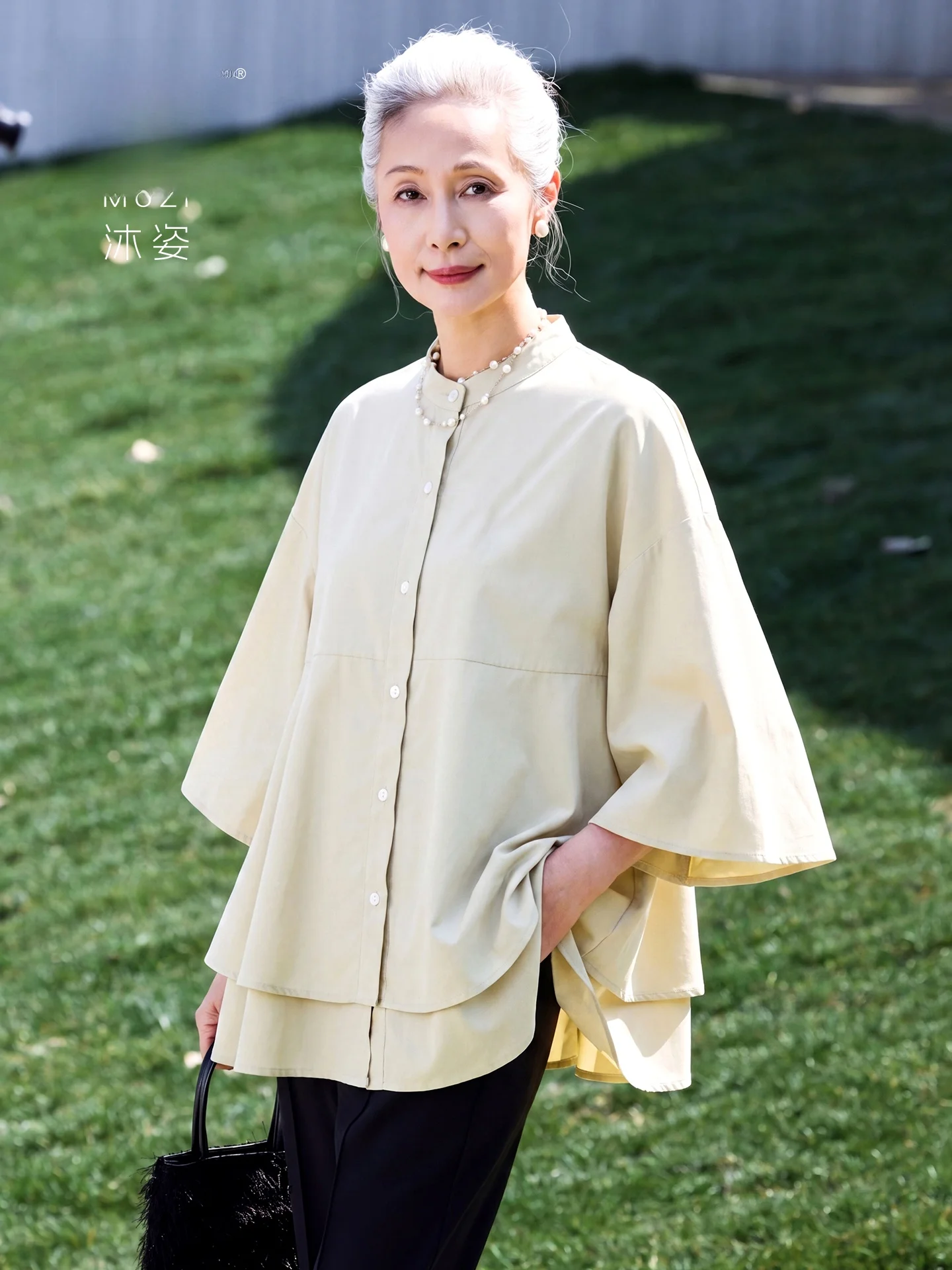 Muzhi Qinghe Mid-aged Women's Summer Short-sleeved T-shirt Thin-mid-sleeved Shirt for Mothers Middle-aged Ladies Casual Loose...
Muzhi Qinghe Mid-aged Women's Summer Short-sleeved T-shirt Thin-mid-sleeved Shirt for Mothers Middle-aged Ladies Casual Loose...