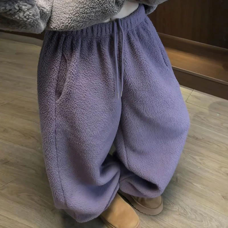 Спортивные штаны из овечьей шерсти, женские уличные флисовые мешковатые беговые брюки Y2K, широкие брюки в стиле Харадзюку, зимняя мода, утепленные повседневные брюки
Спортивные штаны из овечьей шерсти, женские уличные флисовые мешковатые беговые брюки Y2K, широкие брюки в стиле Харадзюку, зимняя мода, утепленные повседневные брюки