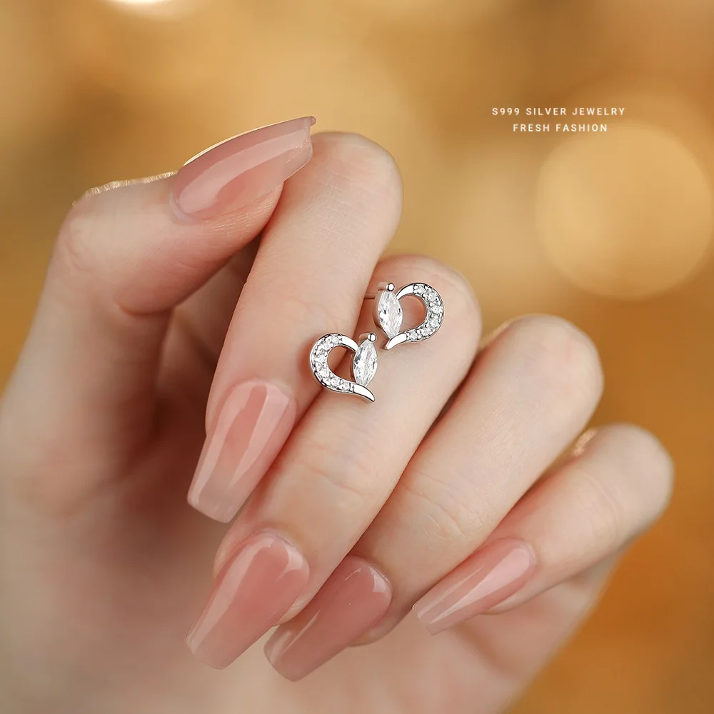Real 925 Sterling Silver Zircon CZ Full Heart Stud Earrings Oorbellen for Women Classic Fine Jewelry Minimalist Accessories
Real 925 Sterling Silver Zircon CZ Full Heart Stud Earrings Oorbellen for Women Classic Fine Jewelry Minimalist Accessories