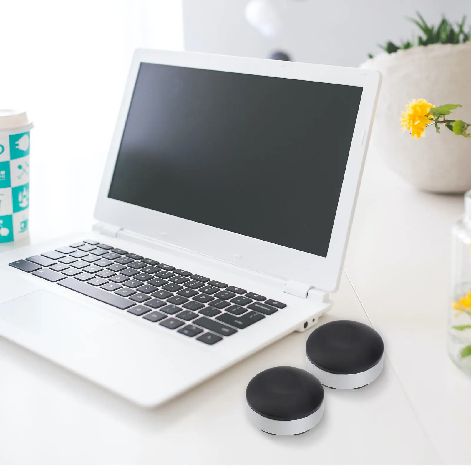 1Set Laptop Stand Ergonomic Adjustable Height Portable Aluminum Cooling Pad for Better Airflow Heat Dissipation Office Study
1Set Laptop Stand Ergonomic Adjustable Height Portable Aluminum Cooling Pad for Better Airflow Heat Dissipation Office Study