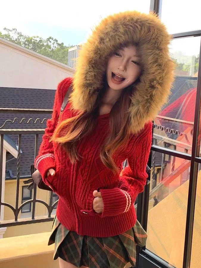 Laid-ba Sle Red Knitted Hooded Coat Women's Autumn Winter New High-End Feeling Small Knitted Open Cardigan
Laid-ba Sle Red Knitted Hooded Coat Women's Autumn Winter New High-End Feeling Small Knitted Open Cardigan
