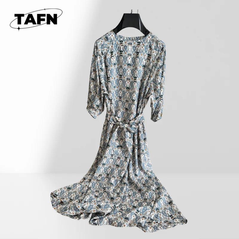 25 Vintage-Inspired Luxurious Cashmere Dress – Elegant and Comfortable Elegant Premium Quality Cashmere Dress – Retro AI0967
25 Vintage-Inspired Luxurious Cashmere Dress – Elegant and Comfortable Elegant Premium Quality Cashmere Dress – Retro AI0967