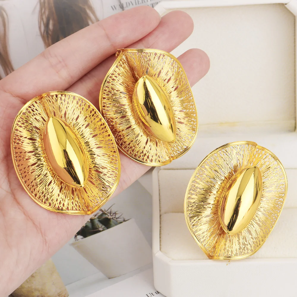 Nigeria New Luxury Metal Jewelry Set For Women Gold Color Flower Series Open Ring Female Fashion Accessories For Party Mother's
Nigeria New Luxury Metal Jewelry Set For Women Gold Color Flower Series Open Ring Female Fashion Accessories For Party Mother's