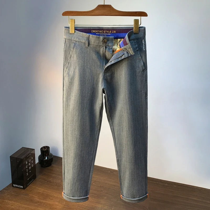 2025 Autumn Men's Casual Pants High end Fashion Stripe Printed Small Straight Tube Comfortable and Versatile Small Western Pants
2025 Autumn Men's Casual Pants High end Fashion Stripe Printed Small Straight Tube Comfortable and Versatile Small Western Pants