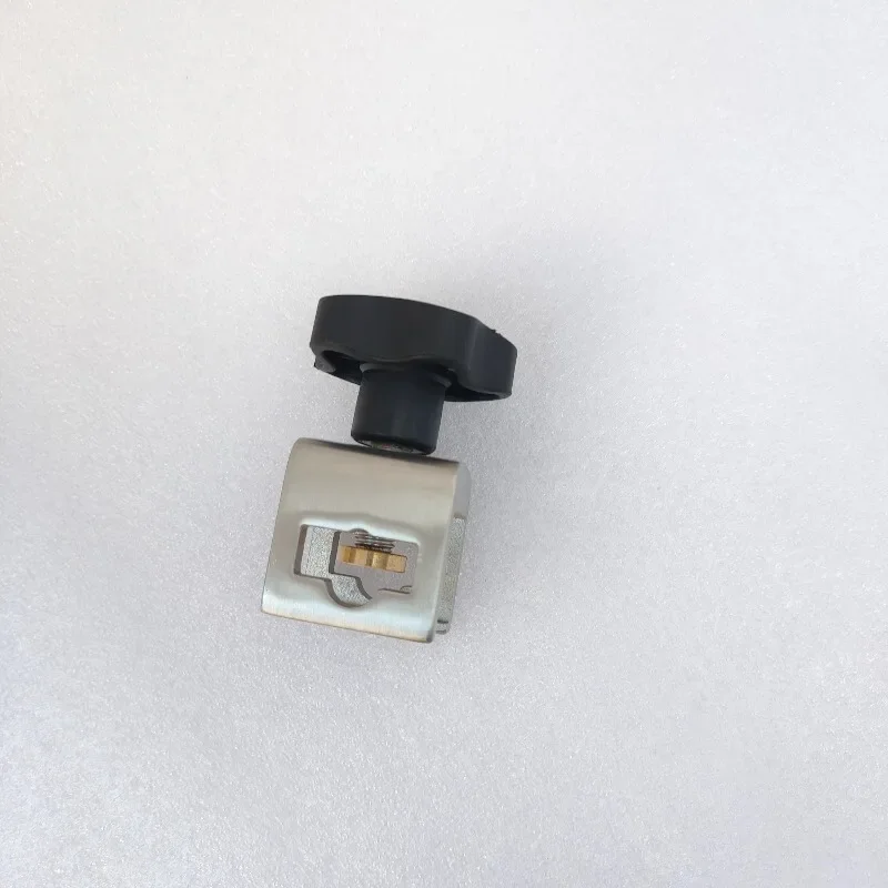 Snap Clamps, Holder Shoulders, Clamping Fixtures, Surgical Bed Accessories, Operating Table Fastening Components
Snap Clamps, Holder Shoulders, Clamping Fixtures, Surgical Bed Accessories, Operating Table Fastening Components