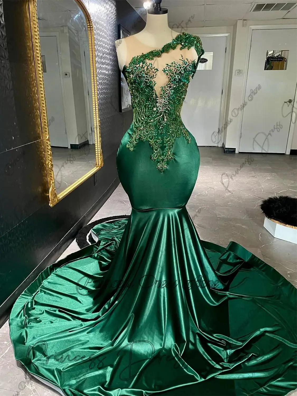 Elegent Crystal Prom Dresses Rhinestone Sheer Neck Sequin Mermaid Party Gowns For Women vestidos de graduación Customized 
Elegent Crystal Prom Dresses Rhinestone Sheer Neck Sequin Mermaid Party Gowns For Women vestidos de graduación Customized