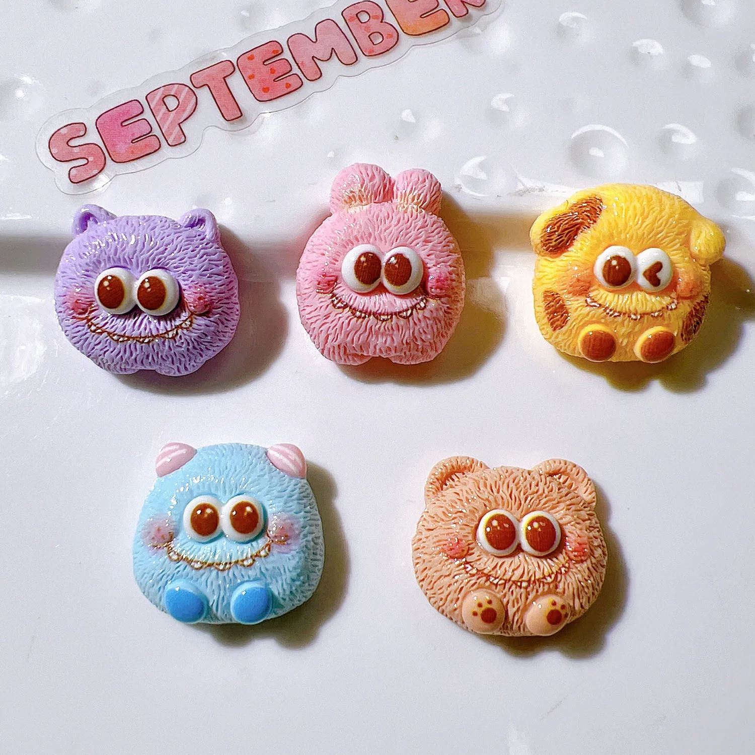100pcs Kawaii Resin Flatback Animal Miniature Craft DIY for Phone Case Hairpin Keychain Earrings Scrapbook Dollhouse Accessories
100pcs Kawaii Resin Flatback Animal Miniature Craft DIY for Phone Case Hairpin Keychain Earrings Scrapbook Dollhouse Accessories