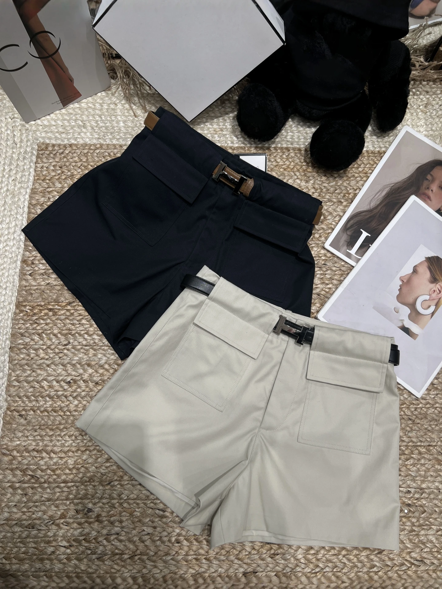 High Waist Short Pants Women's Casual Cotton Workwear Pants with Pockets 3D Modeling Breathable Skin-Friendly Summer 2026
High Waist Short Pants Women's Casual Cotton Workwear Pants with Pockets 3D Modeling Breathable Skin-Friendly Summer 2026