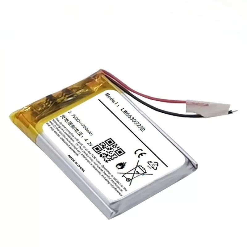 Applicable to smart children's watch battery LW663032PL 3.85V 700mAh three-wire, two-wire battery
Applicable to smart children's watch battery LW663032PL 3.85V 700mAh three-wire, two-wire battery