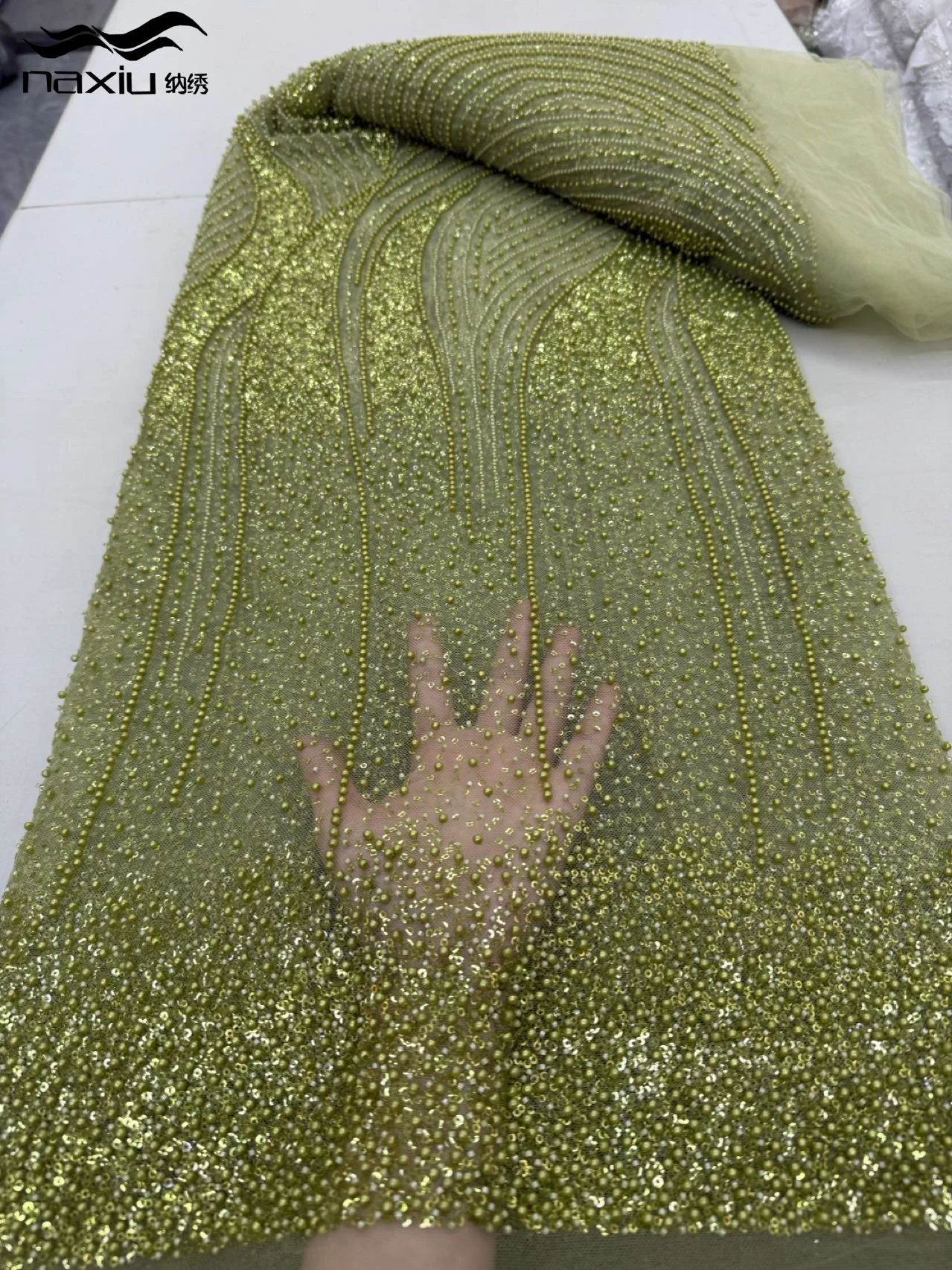 Африканская кружевная ткань Madison, 2021, блестки, вышивка бисером, нигерийская свадебная ткань для жениха, высокое качество, французский тюль, кружевная ткань для платья
Африканская кружевная ткань Madison, 2021, блестки, вышивка бисером, нигерийская свадебная ткань для жениха, высокое качество, французский тюль, кружевная ткань для платья