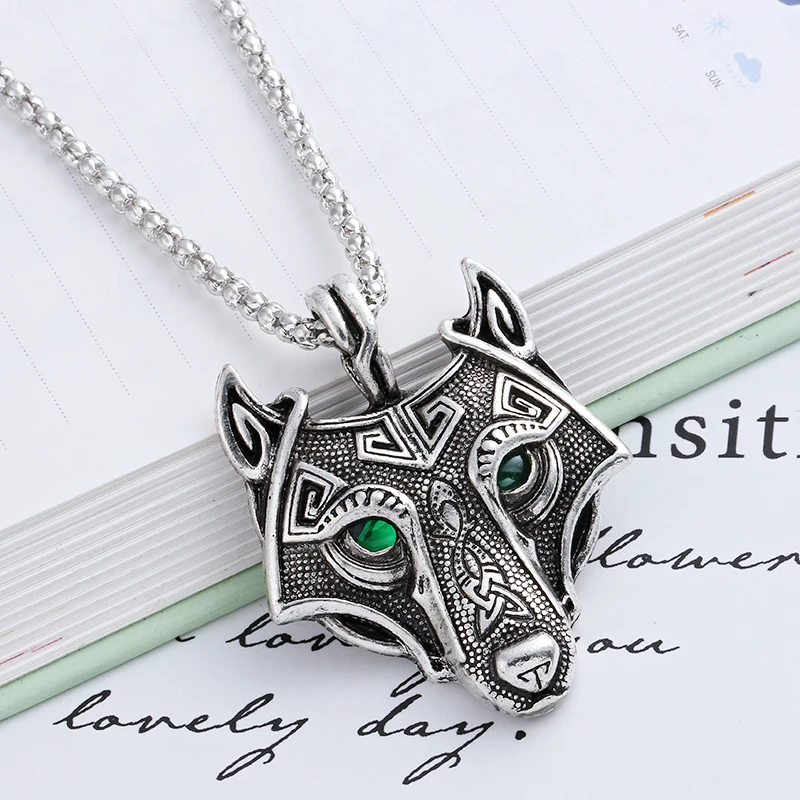Retro Creative Nordic Viking Wolf Head Necklace Punk Hip Hop Pendant Fashion Commuter Jewelry Accessories for Men
Retro Creative Nordic Viking Wolf Head Necklace Punk Hip Hop Pendant Fashion Commuter Jewelry Accessories for Men