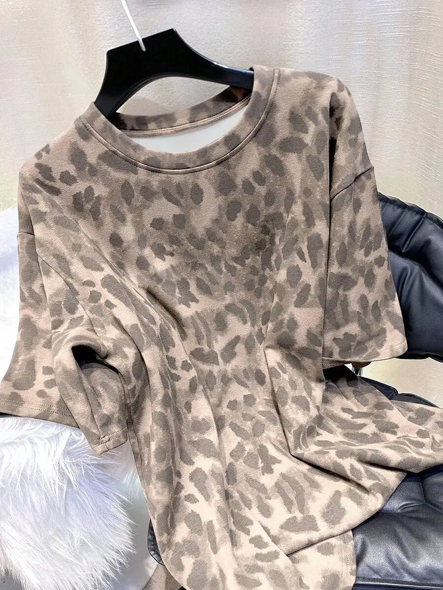 Leopard Print Loose Plus Size Women T-Shirt
Leopard Print Loose Plus Size Women T-Shirt