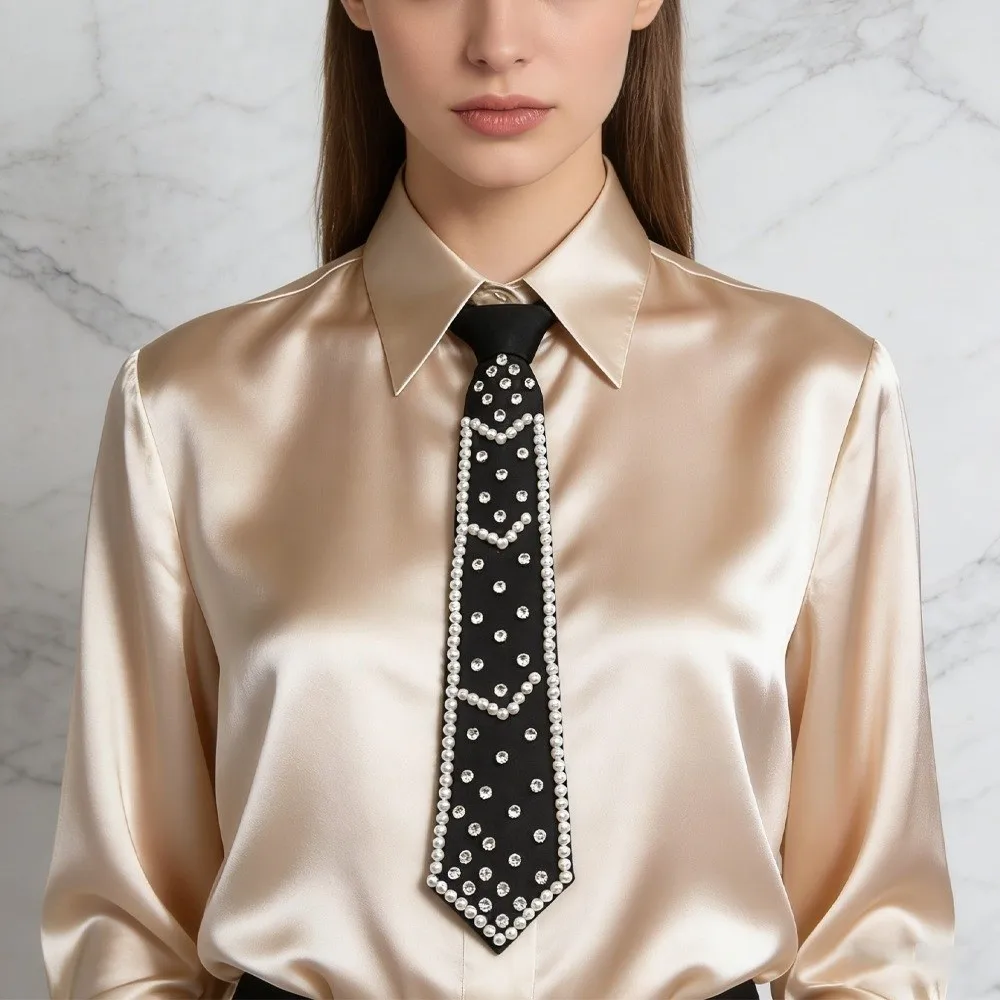 Temperament Rhinestone Pearls Tie Black Korean Style Hand-beaded Long Necktie Academic Style Collares Decoration Shirt Tie Daily
Temperament Rhinestone Pearls Tie Black Korean Style Hand-beaded Long Necktie Academic Style Collares Decoration Shirt Tie Daily