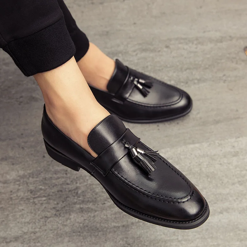 2025 Men Casual Shoes Breathable Leather Loafers Business Office Shoes For Men Driving Moccasins Comfortable Slip On Tassel Shoe
2025 Men Casual Shoes Breathable Leather Loafers Business Office Shoes For Men Driving Moccasins Comfortable Slip On Tassel Shoe