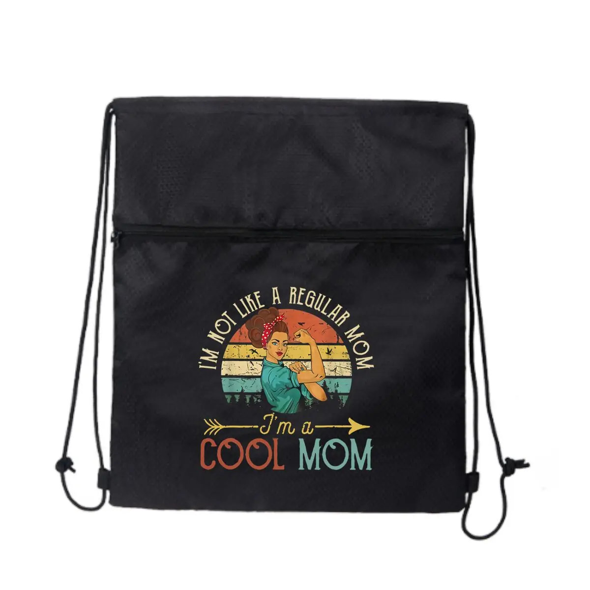 I'm Not Like A Regular Mom I'm A Cool Mom Design Черный рюкзак на молнии со шнурком для прогулок по природу
I'm Not Like A Regular Mom I'm A Cool Mom Design Черный рюкзак на молнии со шнурком для прогулок по природу