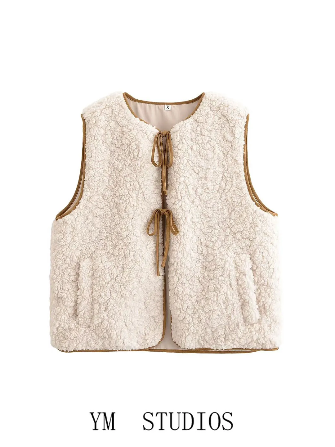 Женский уличный пушистый жилет с круглым вырезом, поясом-завязкой и подплечниками, топ-майка с качественной текстурой, модный женский стиль
Женский уличный пушистый жилет с круглым вырезом, поясом-завязкой и подплечниками, топ-майка с качественной текстурой, модный женский стиль