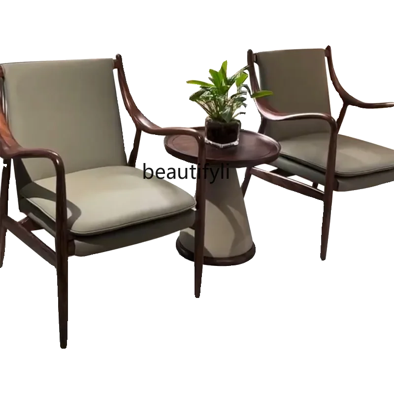 Solid wood single leisure chair Chinese sofa simple homestay tea room negotiation chair three-piece set
Solid wood single leisure chair Chinese sofa simple homestay tea room negotiation chair three-piece set