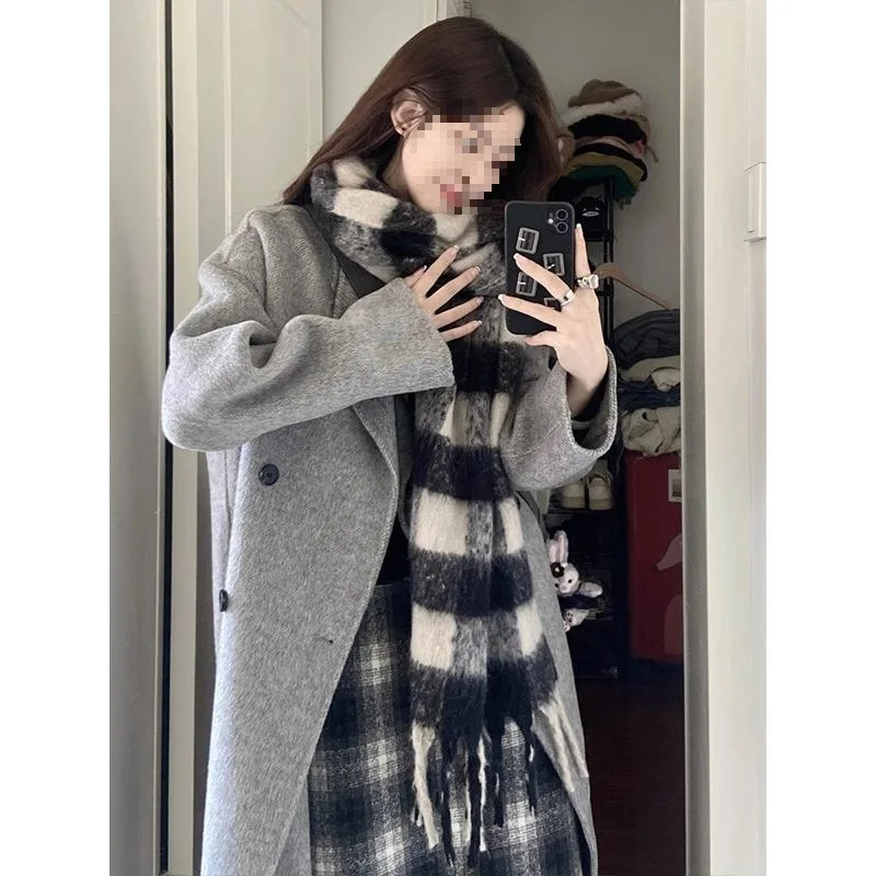 Design Sense Gray Woolen For Women, Autumn And Winter 2026 New Korean Style Petite Mid-Length Thickened Coat
Design Sense Gray Woolen For Women, Autumn And Winter 2026 New Korean Style Petite Mid-Length Thickened Coat