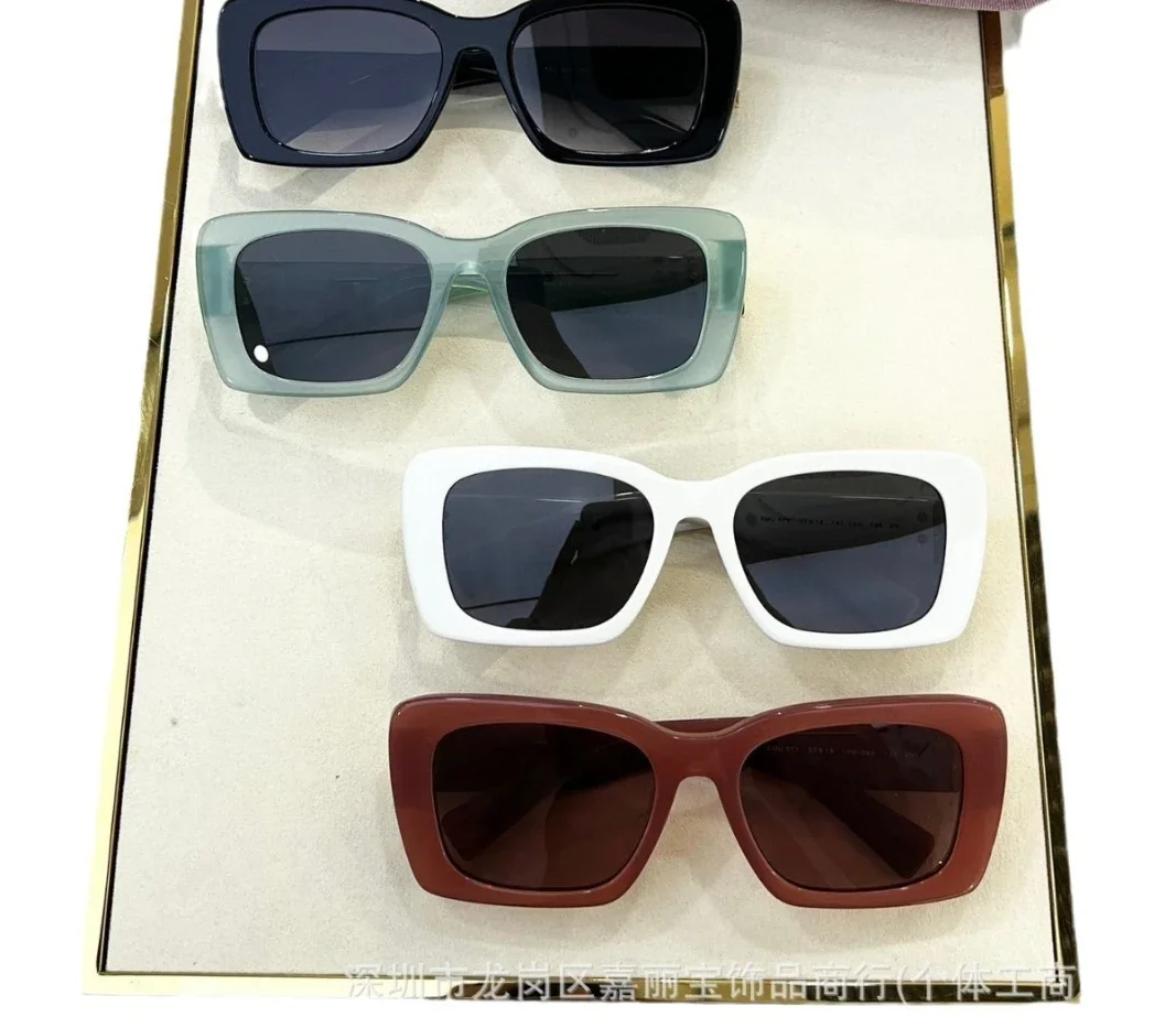 Оригинальный дизайнер MM SMU07Y, новые европейские и американские уличные универсальные вечерние солнцезащитные очки знаменитостей, женские модные солнцезащитные очки Ins
Оригинальный дизайнер MM SMU07Y, новые европейские и американские уличные универсальные вечерние солнцезащитные очки знаменитостей, женские модные солнцезащитные очки Ins