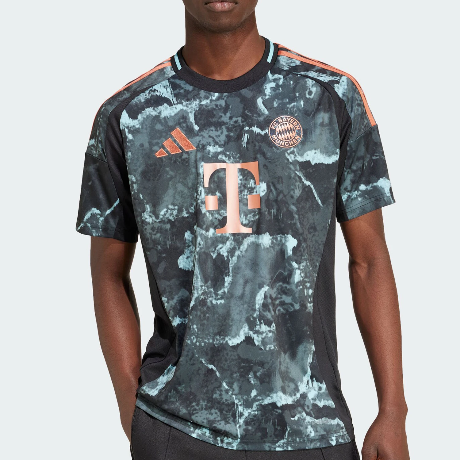 Adidas Authentic Current Season New Men's Round Neck Moisture Wicking Short Sleeve T-Shirt IZ3130
Adidas Authentic Current Season New Men's Round Neck Moisture Wicking Short Sleeve T-Shirt IZ3130