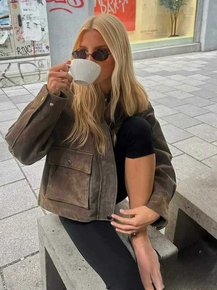 KONDALA винтажная повседневная шикарная куртка-бомбер с однотонными карманами на молнии, короткие пальто с длинными рукавами, новая мода 2025 года, осенне-зимние теплые пальто
KONDALA винтажная повседневная шикарная куртка-бомбер с однотонными карманами на молнии, короткие пальто с длинными рукавами, новая мода 2025 года, осенне-зимние теплые пальто