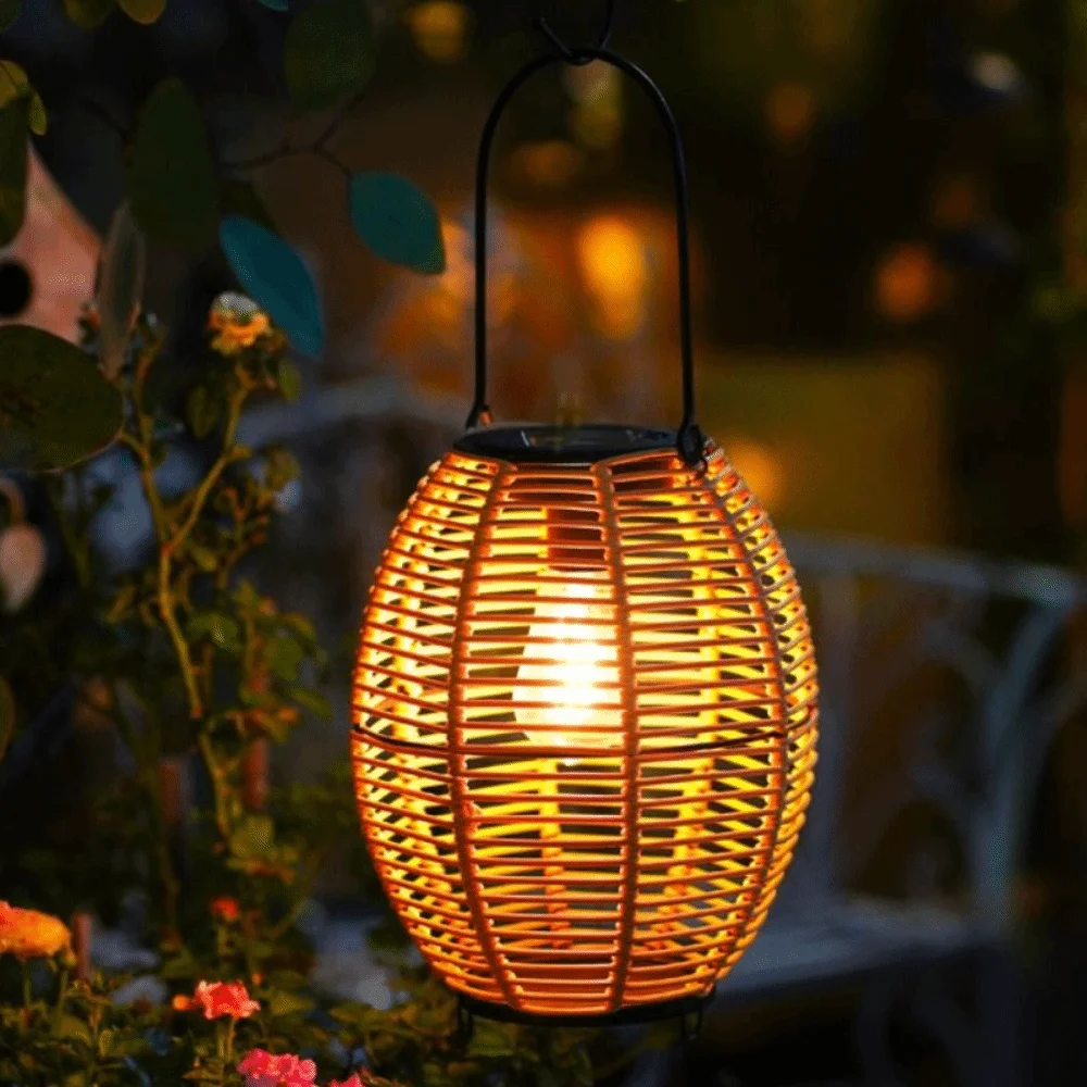 Retro Landscape Solar Imitation Lantern with Handle Hollowed Yard Lantern Atmosphere Hanging Weave Wind Lamp Home Decor 
Retro Landscape Solar Imitation Lantern with Handle Hollowed Yard Lantern Atmosphere Hanging Weave Wind Lamp Home Decor