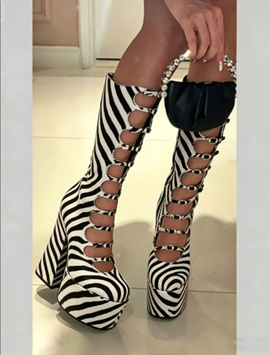 Punk Style Knee Length Cut Out Chunky Heeled Platform High Heel Boots Women Buckle Straps Long Boots Women Shoe
Punk Style Knee Length Cut Out Chunky Heeled Platform High Heel Boots Women Buckle Straps Long Boots Women Shoe