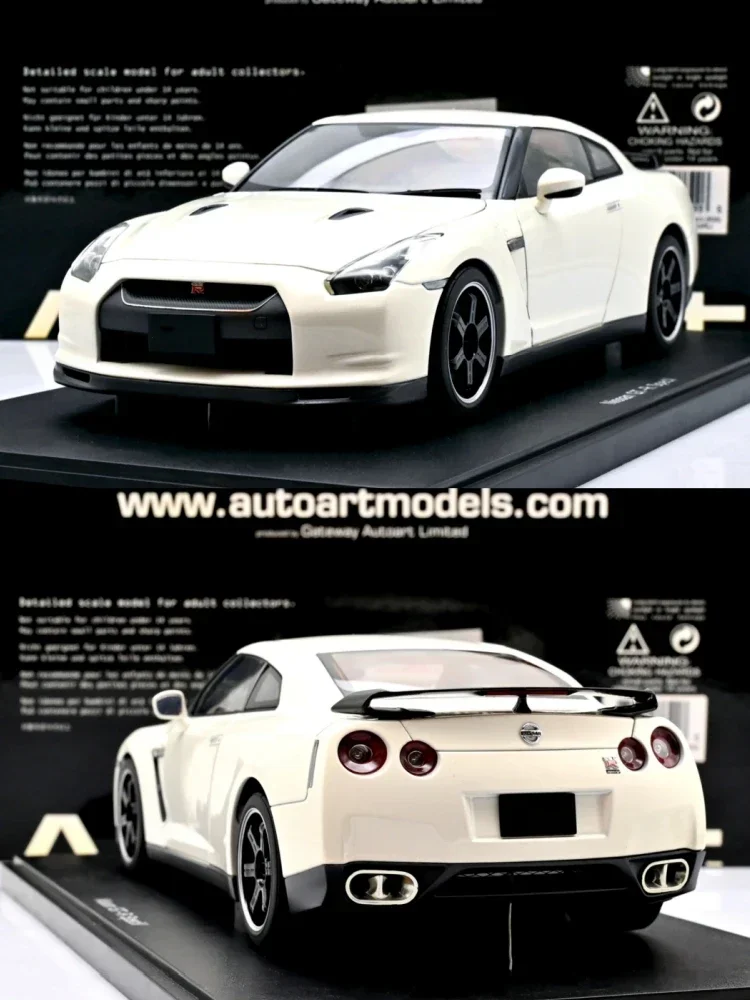 Autoart 1:18 R35 SPEC-V White JDM Simulation Limited Edition All Open Alloy Metal Static Car Model Toy Gift
Autoart 1:18 R35 SPEC-V White JDM Simulation Limited Edition All Open Alloy Metal Static Car Model Toy Gift