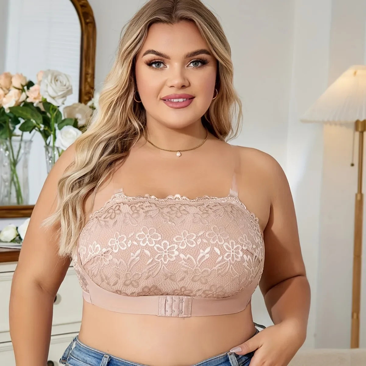 Lace Front-Closure Strapless Bra Push-Up Cups with Convertible Transparent Straps Seamless Full Coverage Support Brassiere
Lace Front-Closure Strapless Bra Push-Up Cups with Convertible Transparent Straps Seamless Full Coverage Support Brassiere