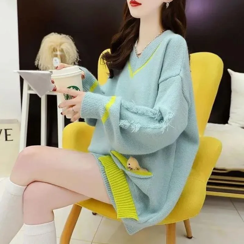 Pullover V-Neck Sweater Women Cub Bear Medium Long Sweater 2023 Spring and Autumn New Loose Slouchy Pullover Sweater Female
Pullover V-Neck Sweater Women Cub Bear Medium Long Sweater 2023 Spring and Autumn New Loose Slouchy Pullover Sweater Female