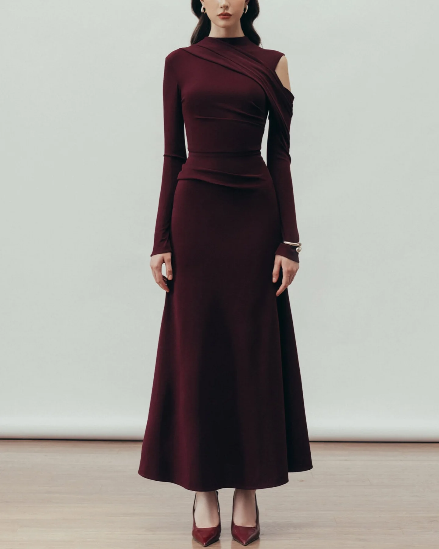 Customized Classic Crew Neck Long Sleeves Jersey Evening Dress Temperament Zipper Back Pleats Photo Color Vestido De Festa
Customized Classic Crew Neck Long Sleeves Jersey Evening Dress Temperament Zipper Back Pleats Photo Color Vestido De Festa