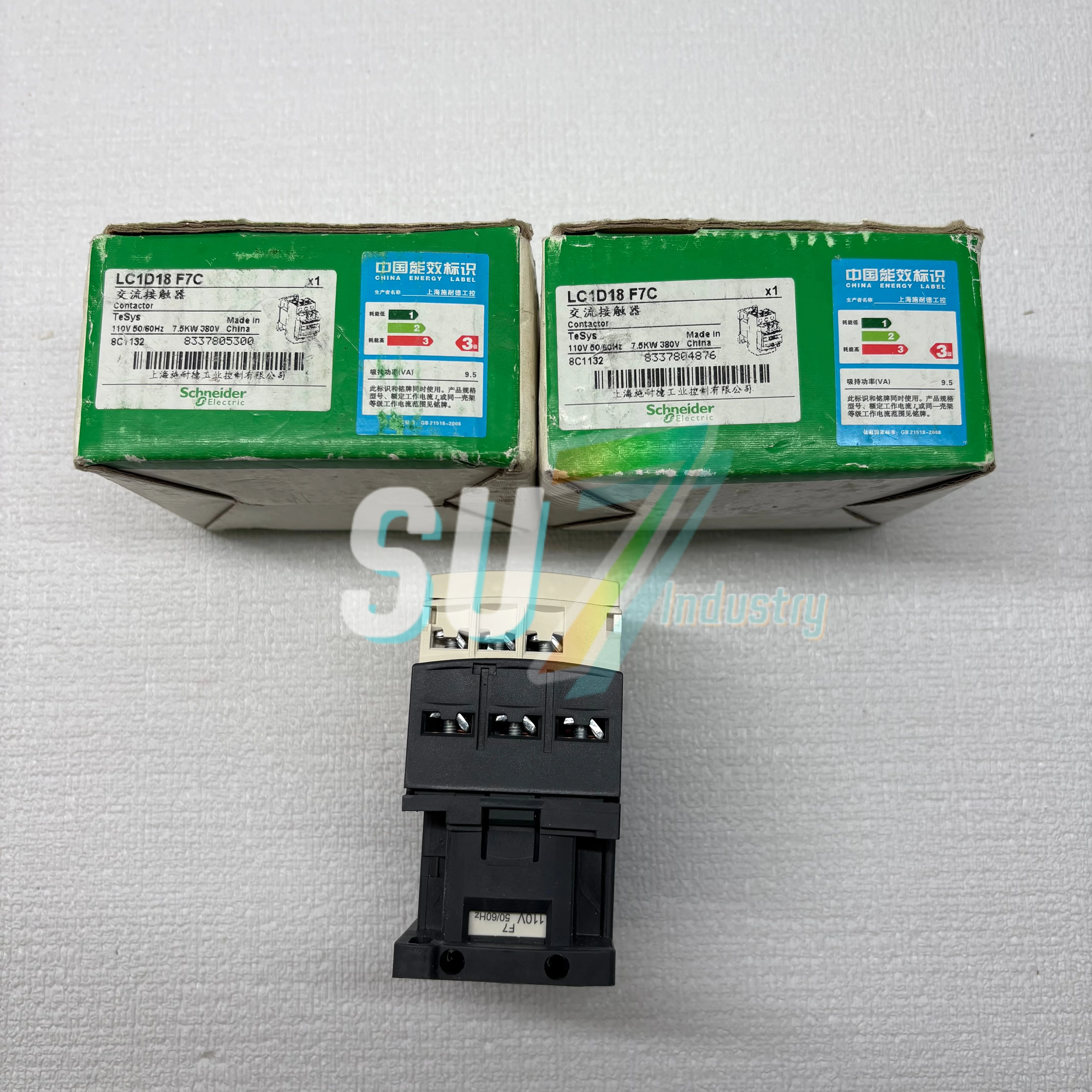 LC1D18F7C AC110V 18A Contactor new in stock
LC1D18F7C AC110V 18A Contactor new in stock