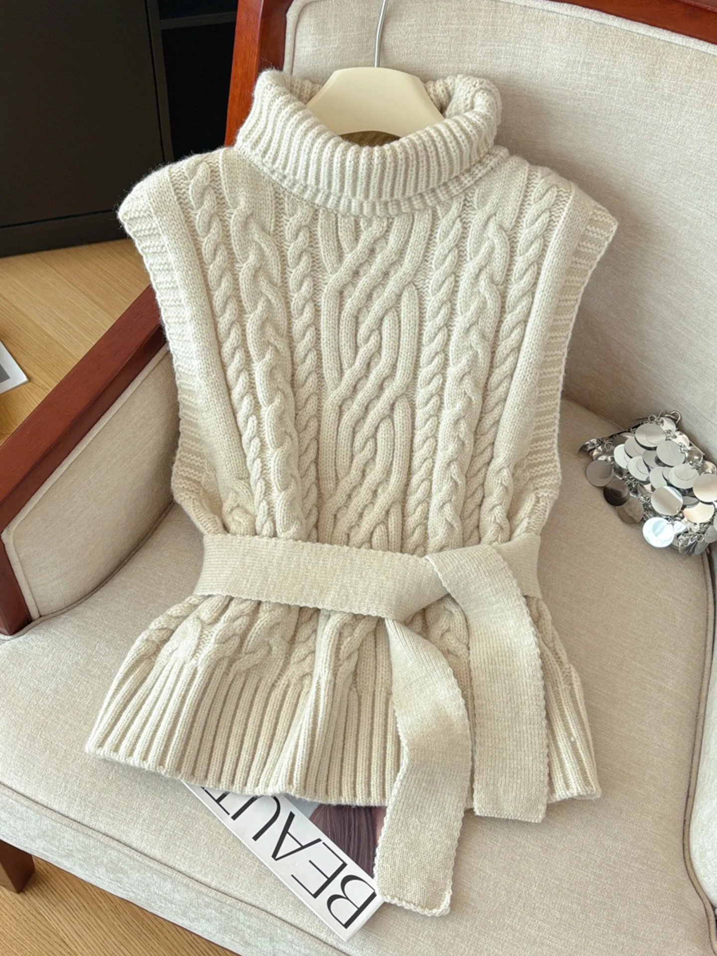 Women's Knitted High Collar Sweater Vest Base Layer Fly Sve Belted Inner Autumn Winter Thiened f High Collar Color
Women's Knitted High Collar Sweater Vest Base Layer Fly Sve Belted Inner Autumn Winter Thiened f High Collar Color