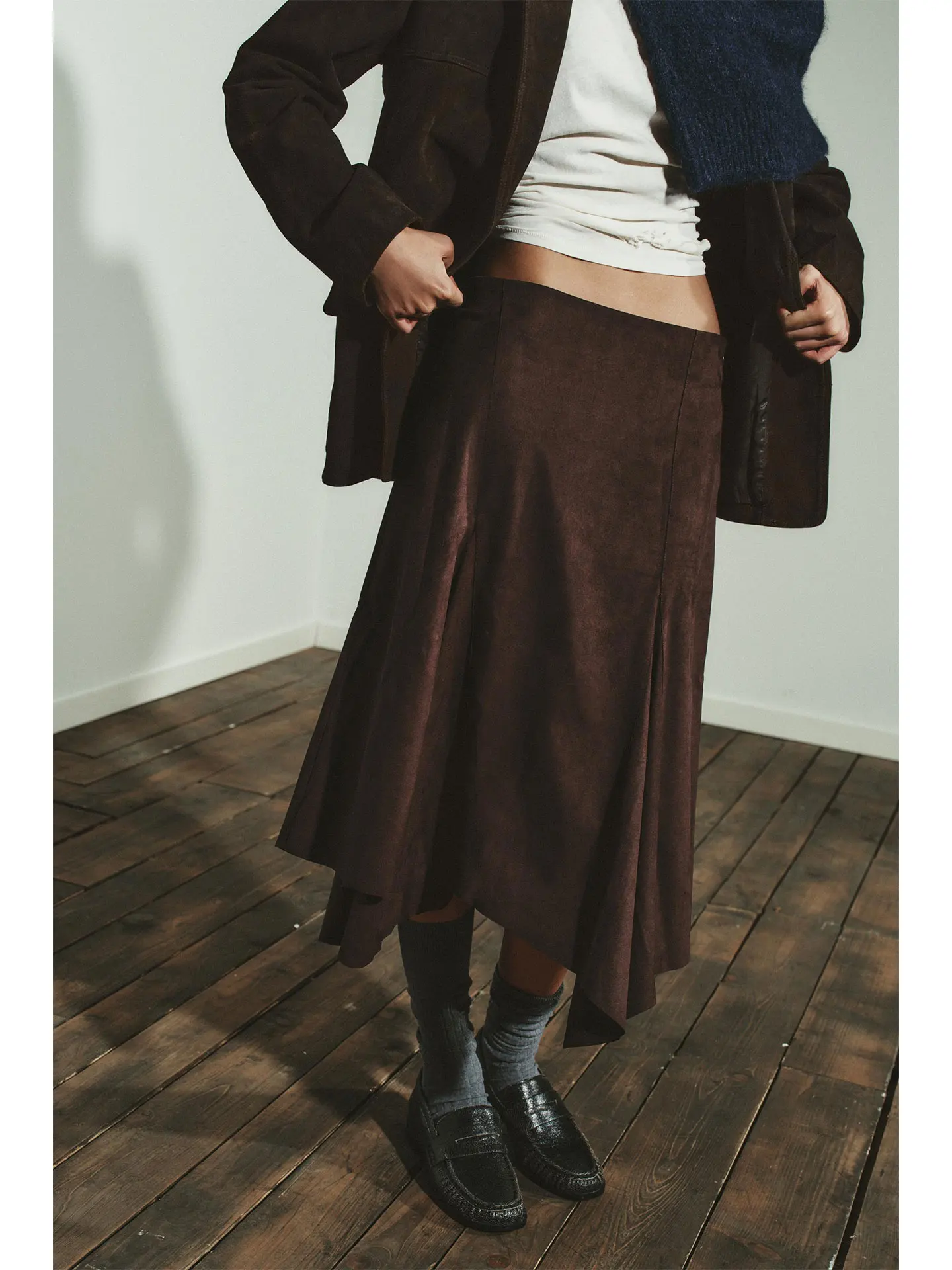 Spring 2026 Faionable Midi Asymmetrical Velvet Texture Skirt Ladies Casual Stand Fit mid Waist Other Material 50%
Spring 2026 Faionable Midi Asymmetrical Velvet Texture Skirt Ladies Casual Stand Fit mid Waist Other Material 50%