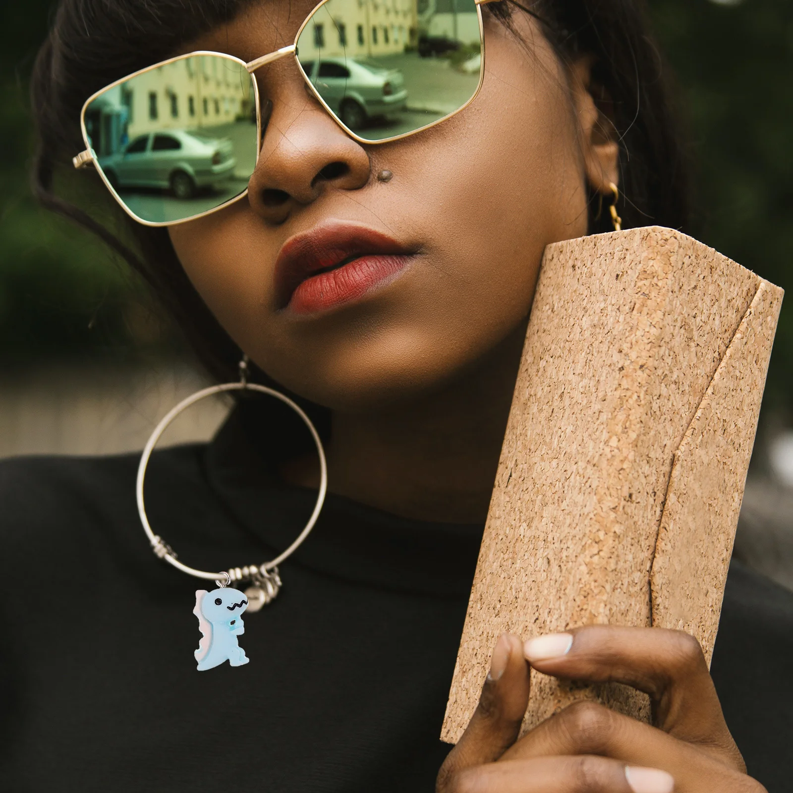 50 шт. подвесок из смолы в виде динозавров, разноцветные маленькие статуэтки, прочные, для самостоятельного изготовления украшений: ожерелий, браслетов, брелоков
50 шт. подвесок из смолы в виде динозавров, разноцветные маленькие статуэтки, прочные, для самостоятельного изготовления украшений: ожерелий, браслетов, брелоков