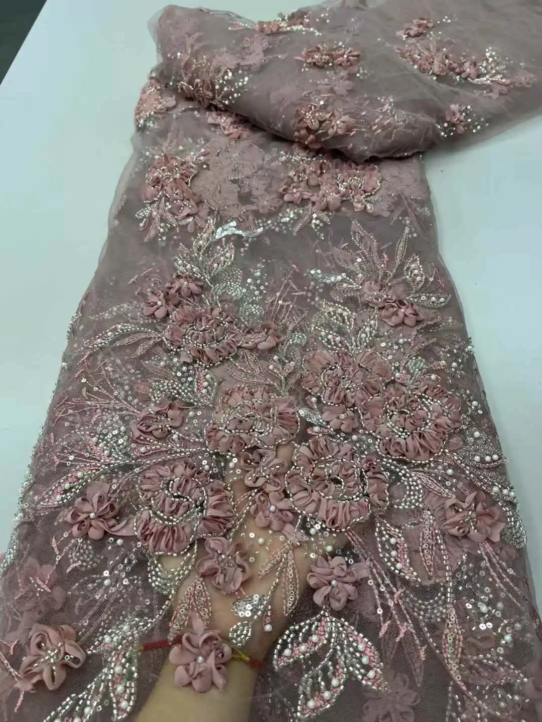 African Sequined Beaded Lace Fabric 2025 High Quality Nigerian Cotton Lace Fabric 5Yards Handmade Fabrics For Woman Party Dress
African Sequined Beaded Lace Fabric 2025 High Quality Nigerian Cotton Lace Fabric 5Yards Handmade Fabrics For Woman Party Dress