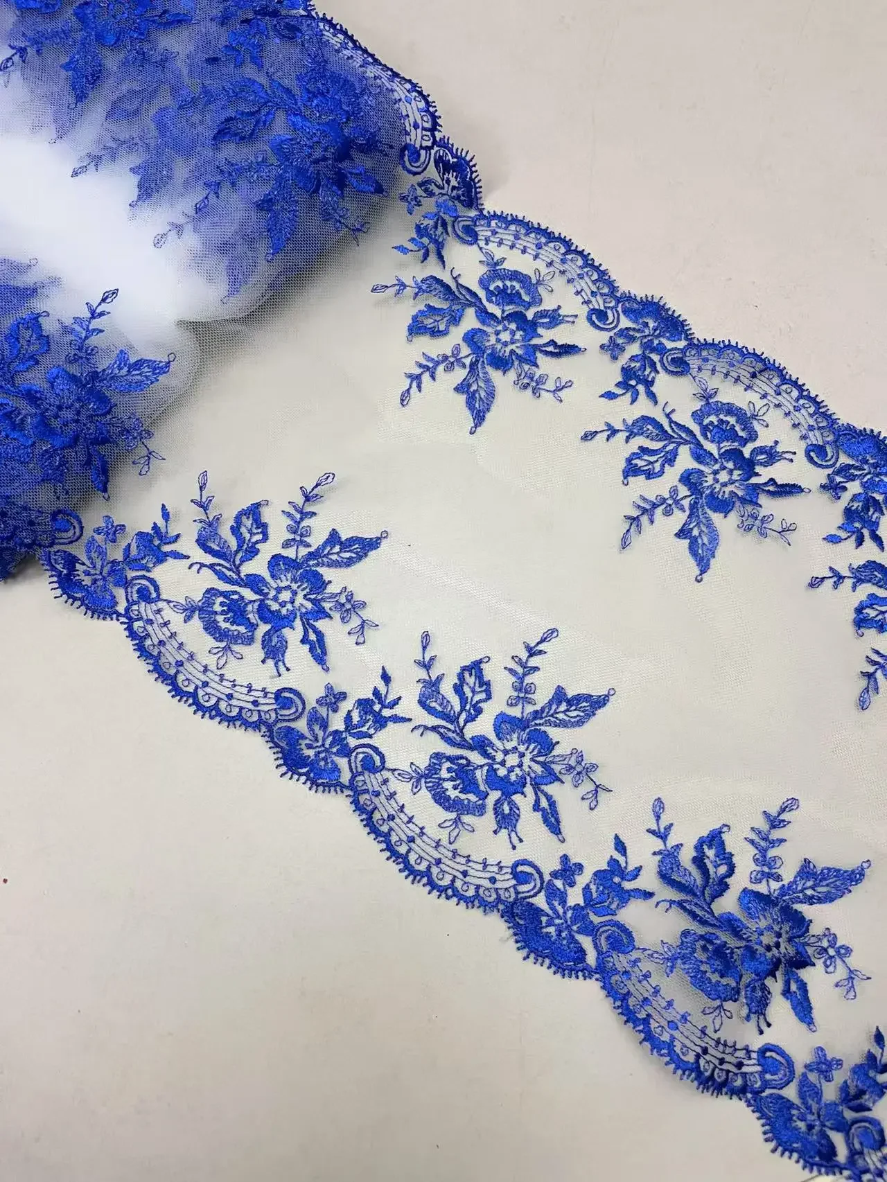 20Yards Sapphire Blue Floral Mesh Embroidery Lace Trim Fabric for Bra Clothing Accessories
20Yards Sapphire Blue Floral Mesh Embroidery Lace Trim Fabric for Bra Clothing Accessories