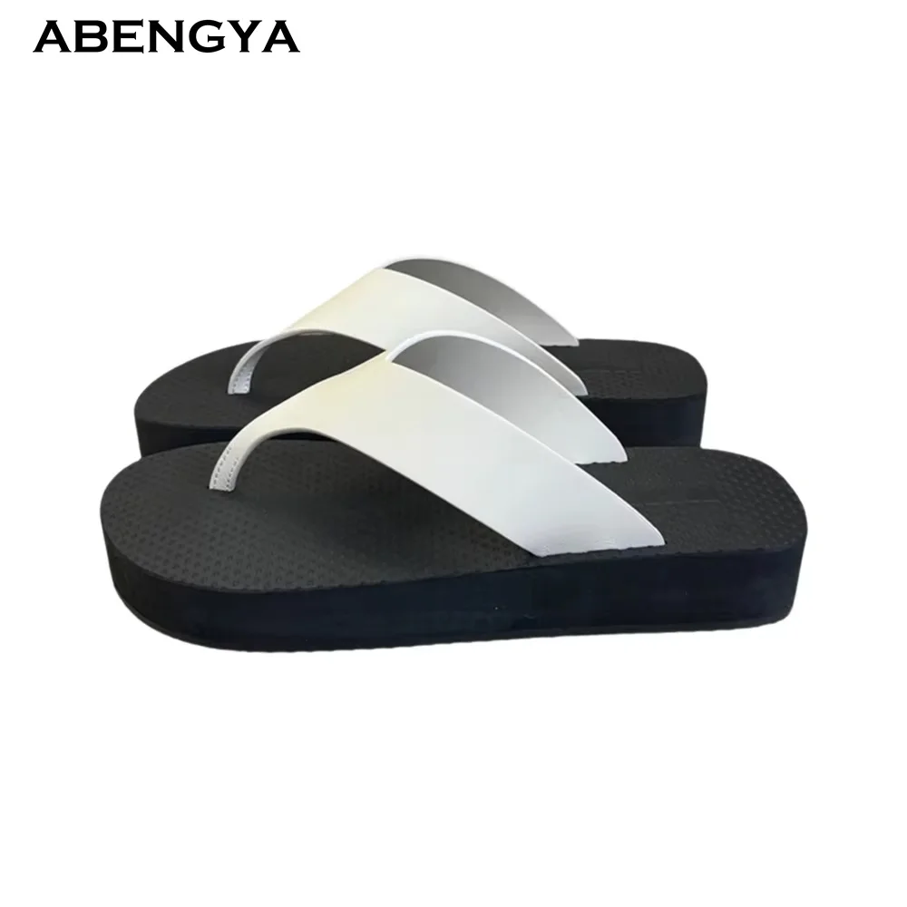 Designer New Leather Flip Flops Slippers Women Round Toe Flat Heel Dress Shoes Summer Casual Party Vacation Walk Shoes For Women
Designer New Leather Flip Flops Slippers Women Round Toe Flat Heel Dress Shoes Summer Casual Party Vacation Walk Shoes For Women