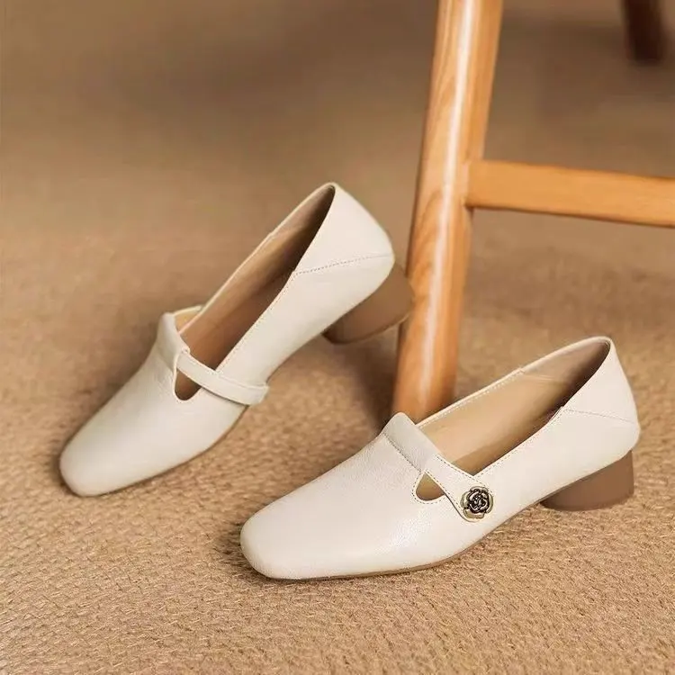 Retro square-toe low-heel slip-on women's shoes, new style spring/autumn British-inspired casual leather flats for women
Retro square-toe low-heel slip-on women's shoes, new style spring/autumn British-inspired casual leather flats for women