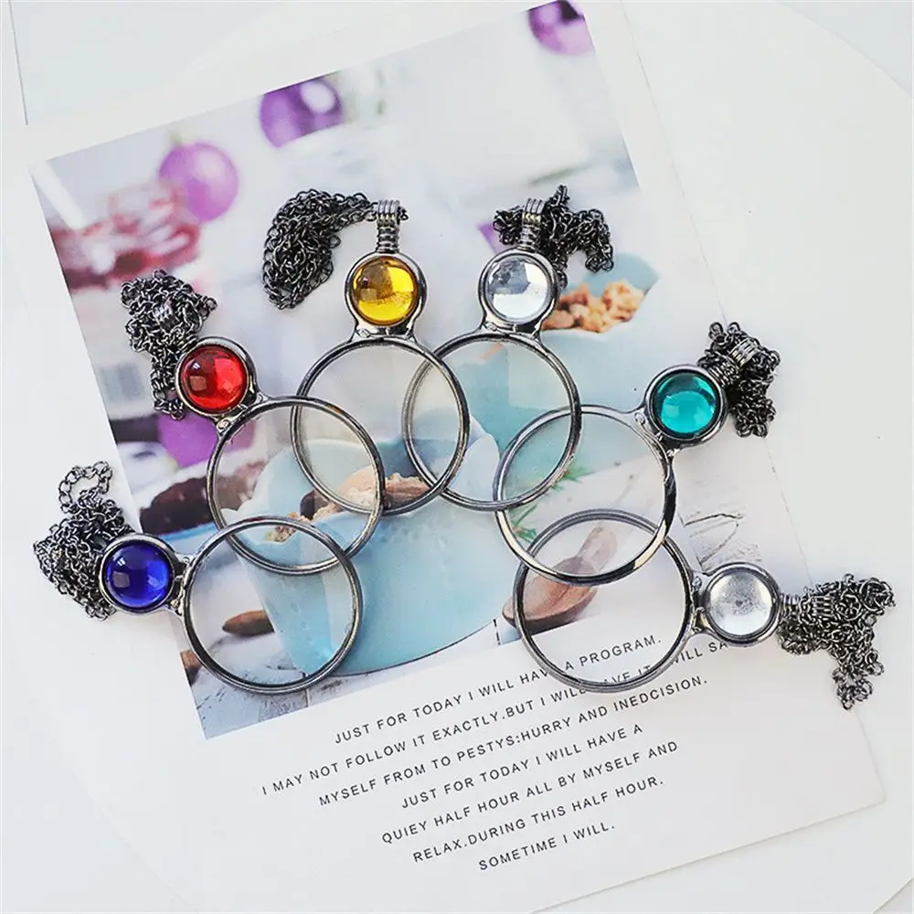 Alloy Multipurpose 6x magnification Convenient Magnifier Monolithic eyepiece Pendant Magnifying glass necklace
Alloy Multipurpose 6x magnification Convenient Magnifier Monolithic eyepiece Pendant Magnifying glass necklace