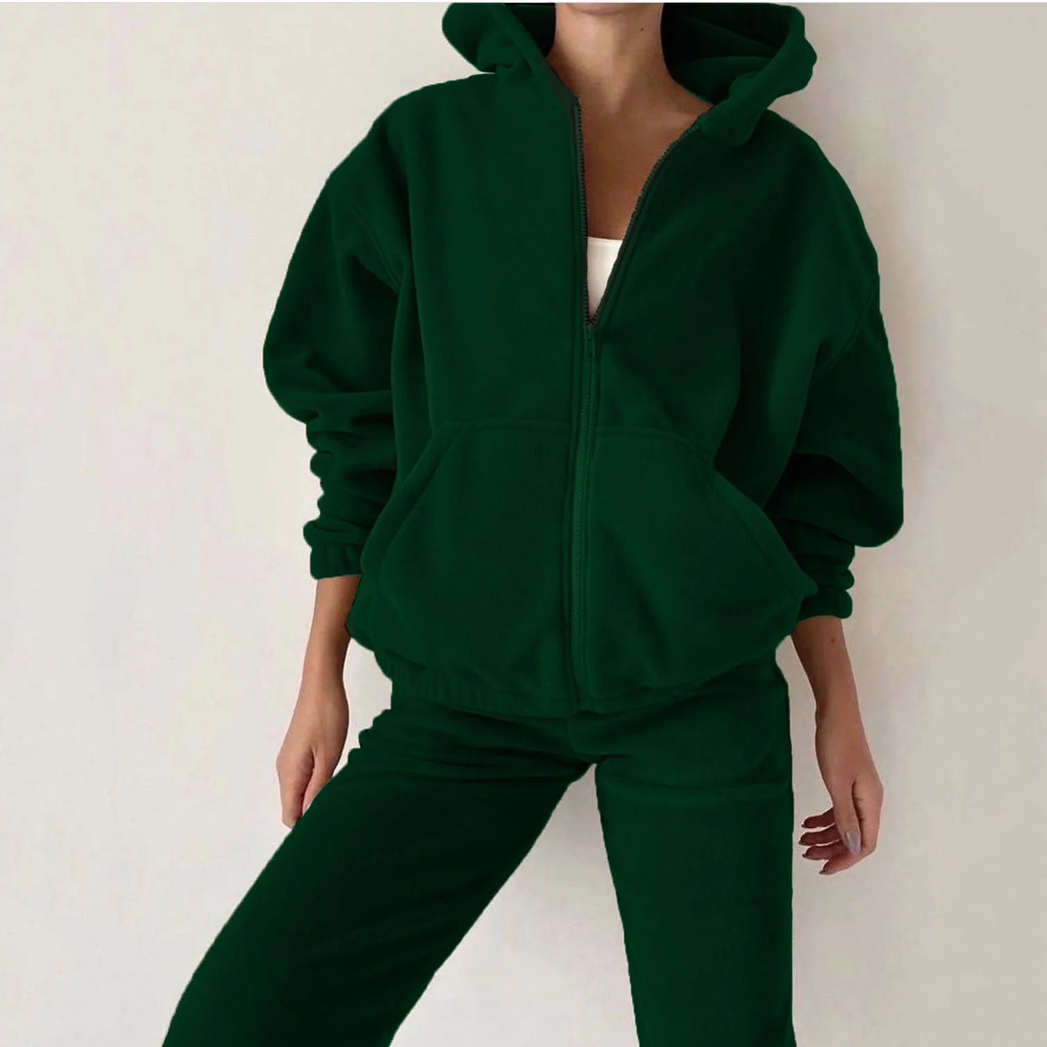 Autumn New Sports Style 2 Piece Set Stylish Commuter Loose Solid Color Hooded Zipper Pocket Top High Waist Trousers Set Women
Autumn New Sports Style 2 Piece Set Stylish Commuter Loose Solid Color Hooded Zipper Pocket Top High Waist Trousers Set Women